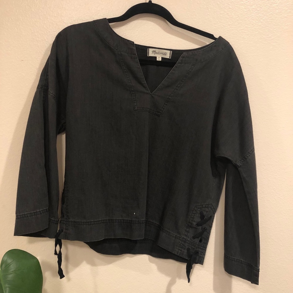Black shirt